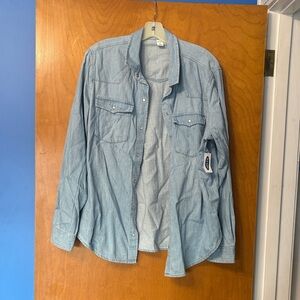 NWT Old Navy Light Blue Denim Button Down Shirt